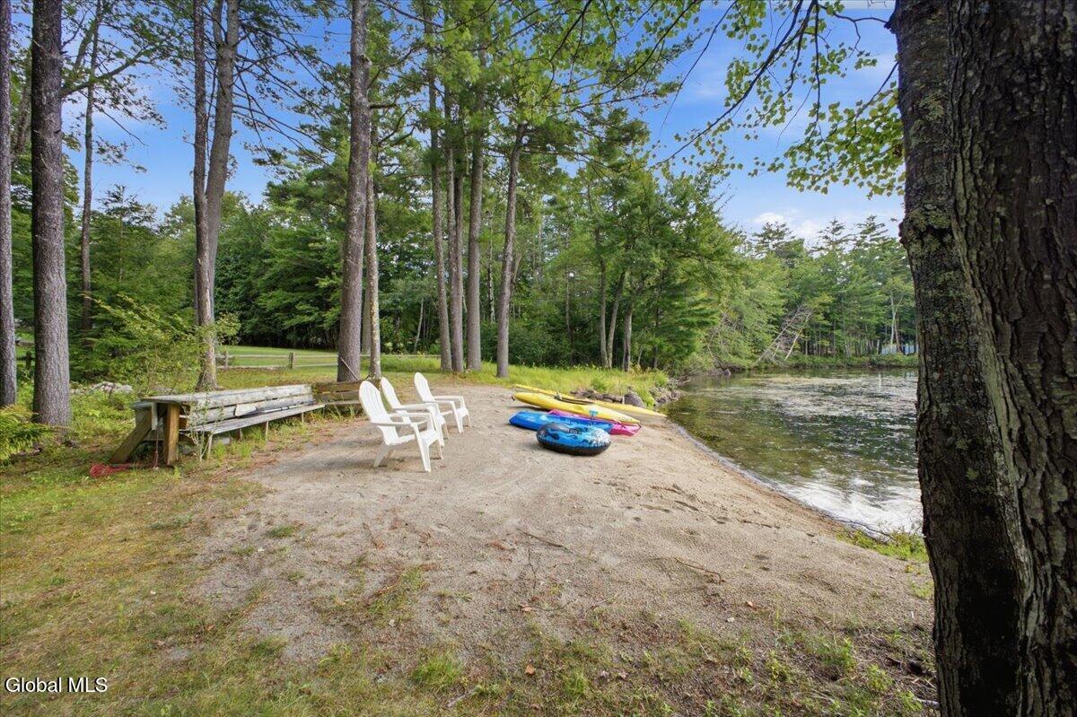 837 Atateka Drive