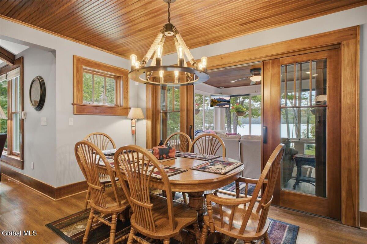 837 Atateka Drive