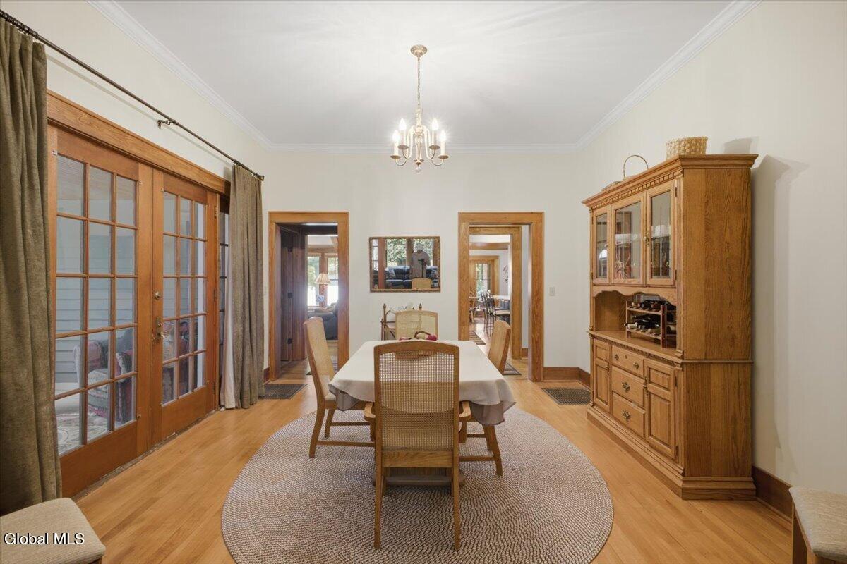 837 Atateka Drive
