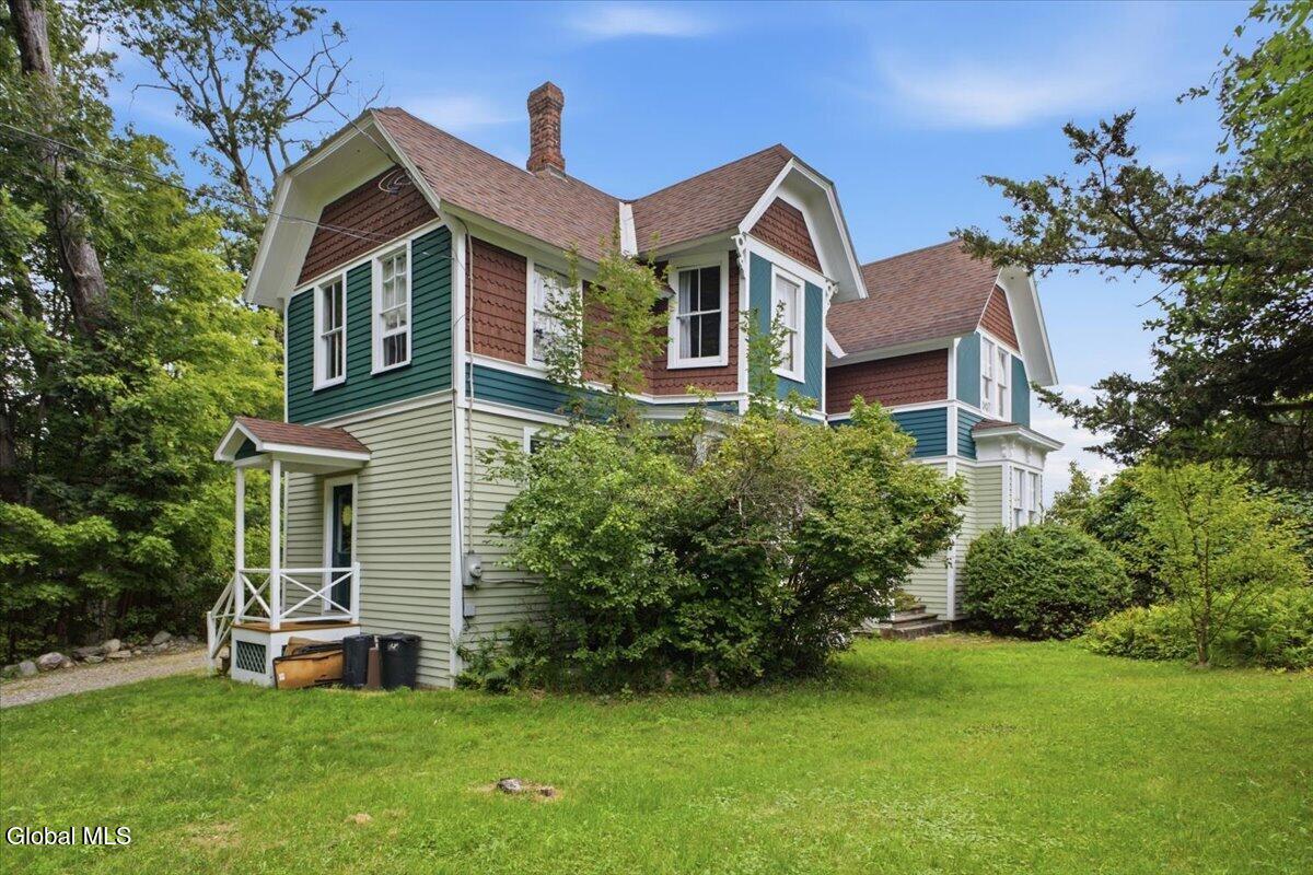 24 Holman Hill Road