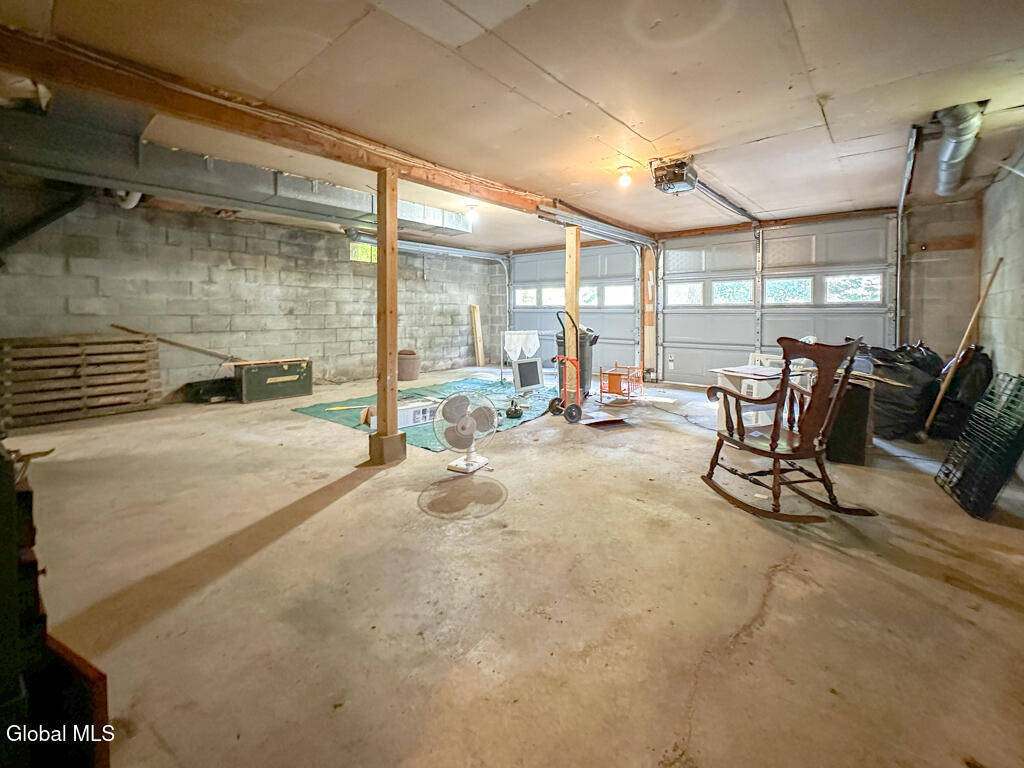 16 Summit Drive