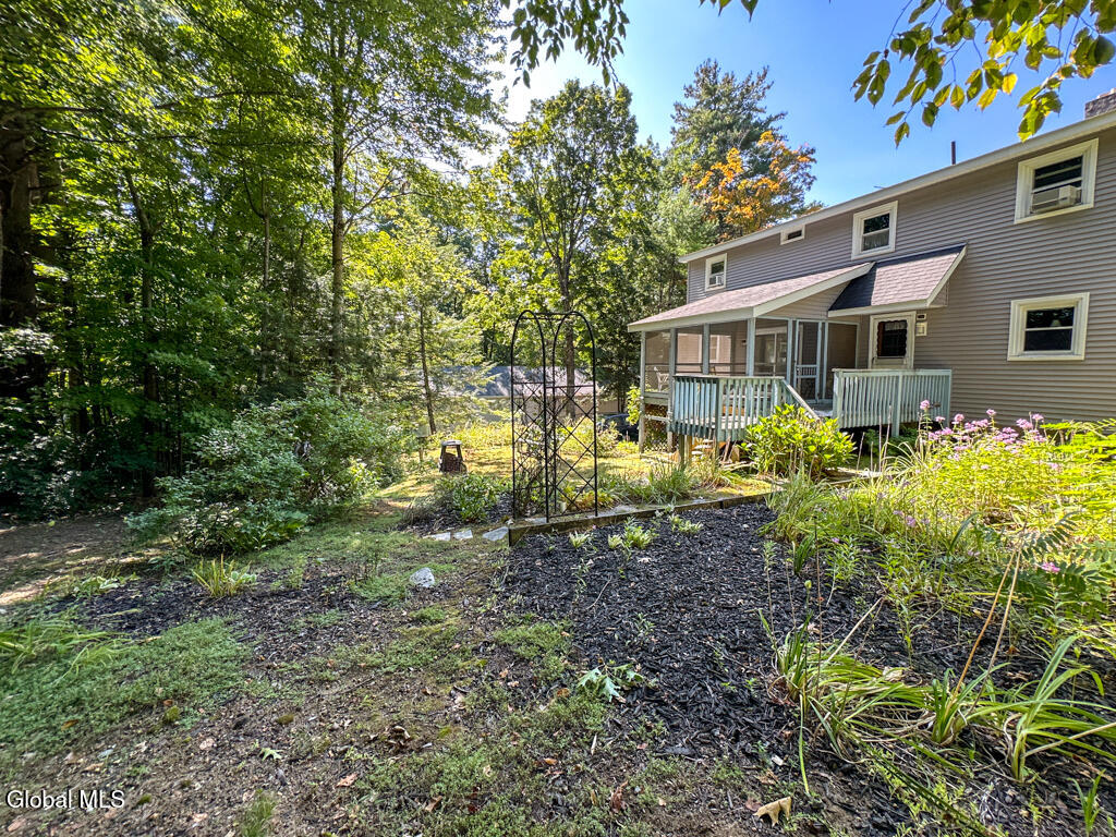 16 Summit Drive