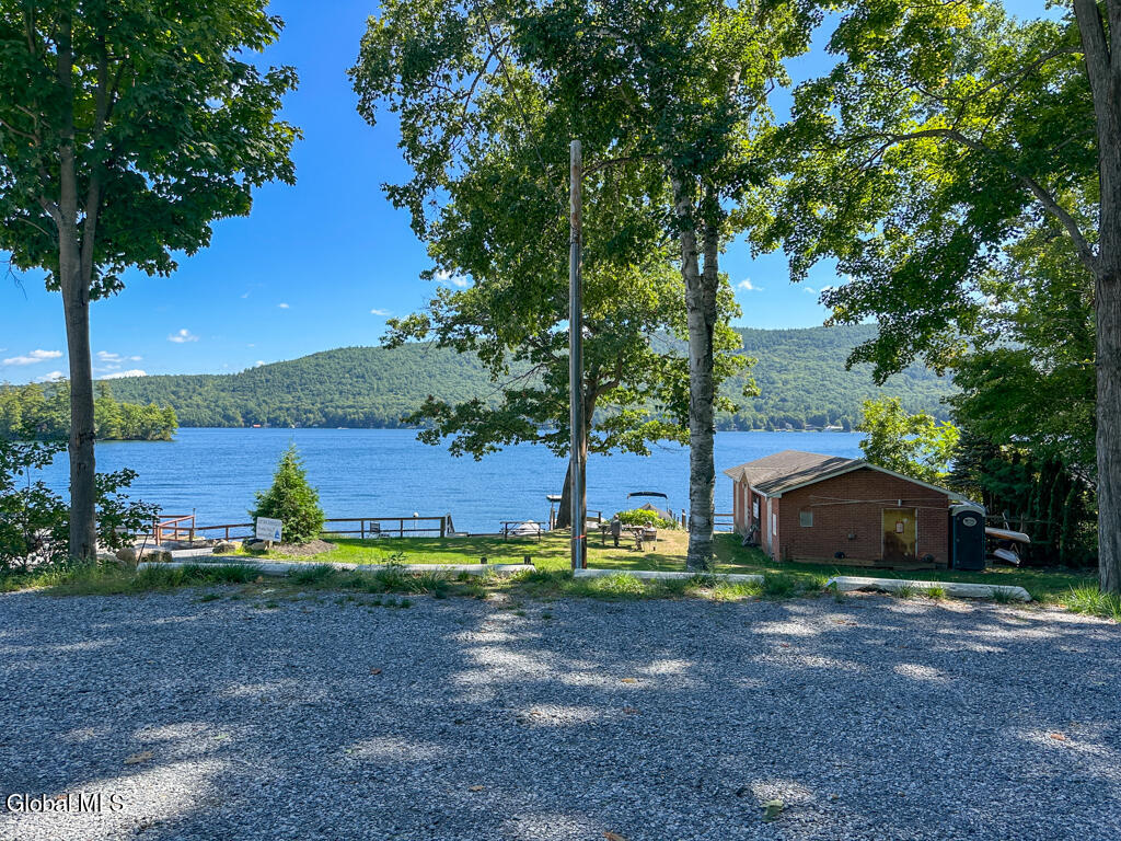 16 Summit Drive