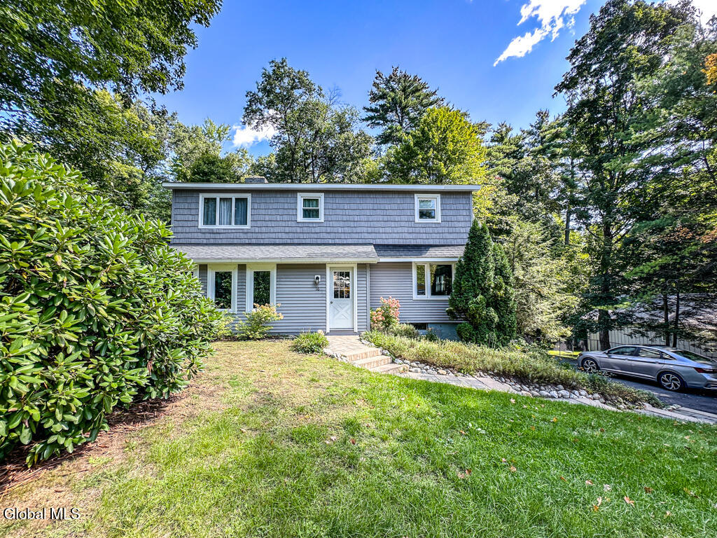 16 Summit Drive