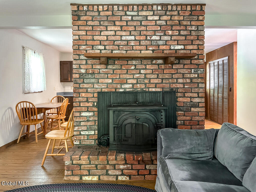 16 Summit Drive