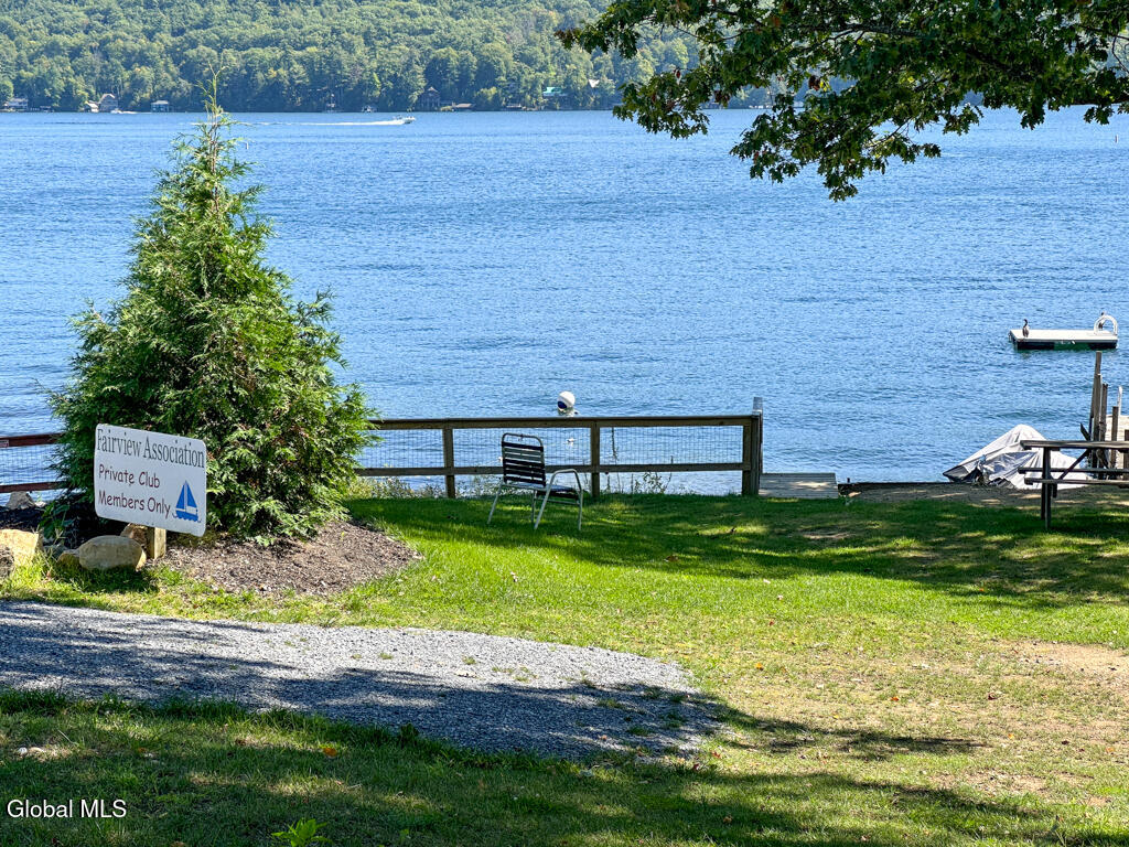 16 Summit Drive