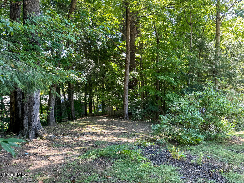 16 Summit Drive