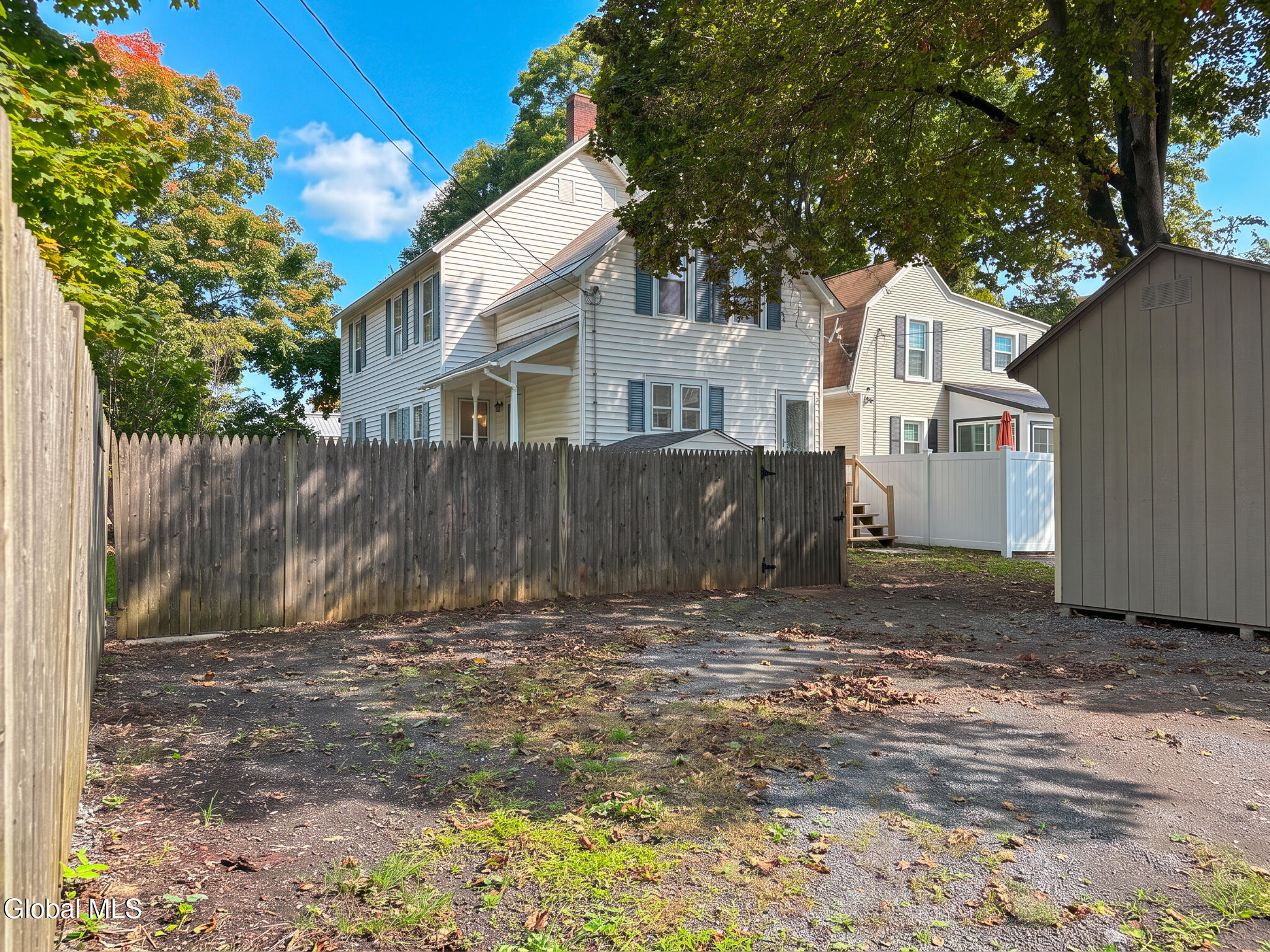9 Flandreaux Avenue