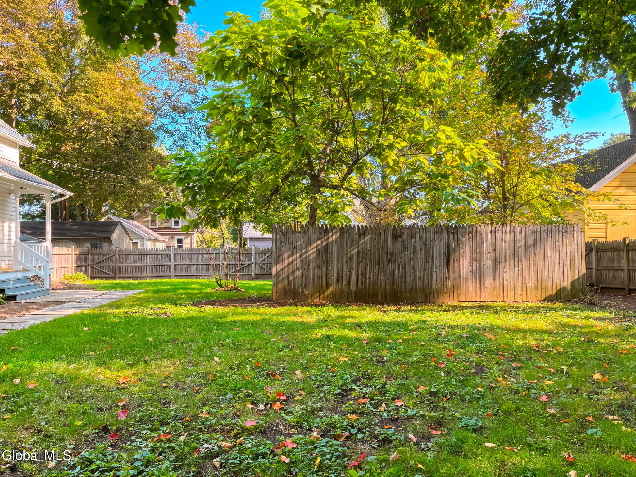 9 Flandreaux Avenue