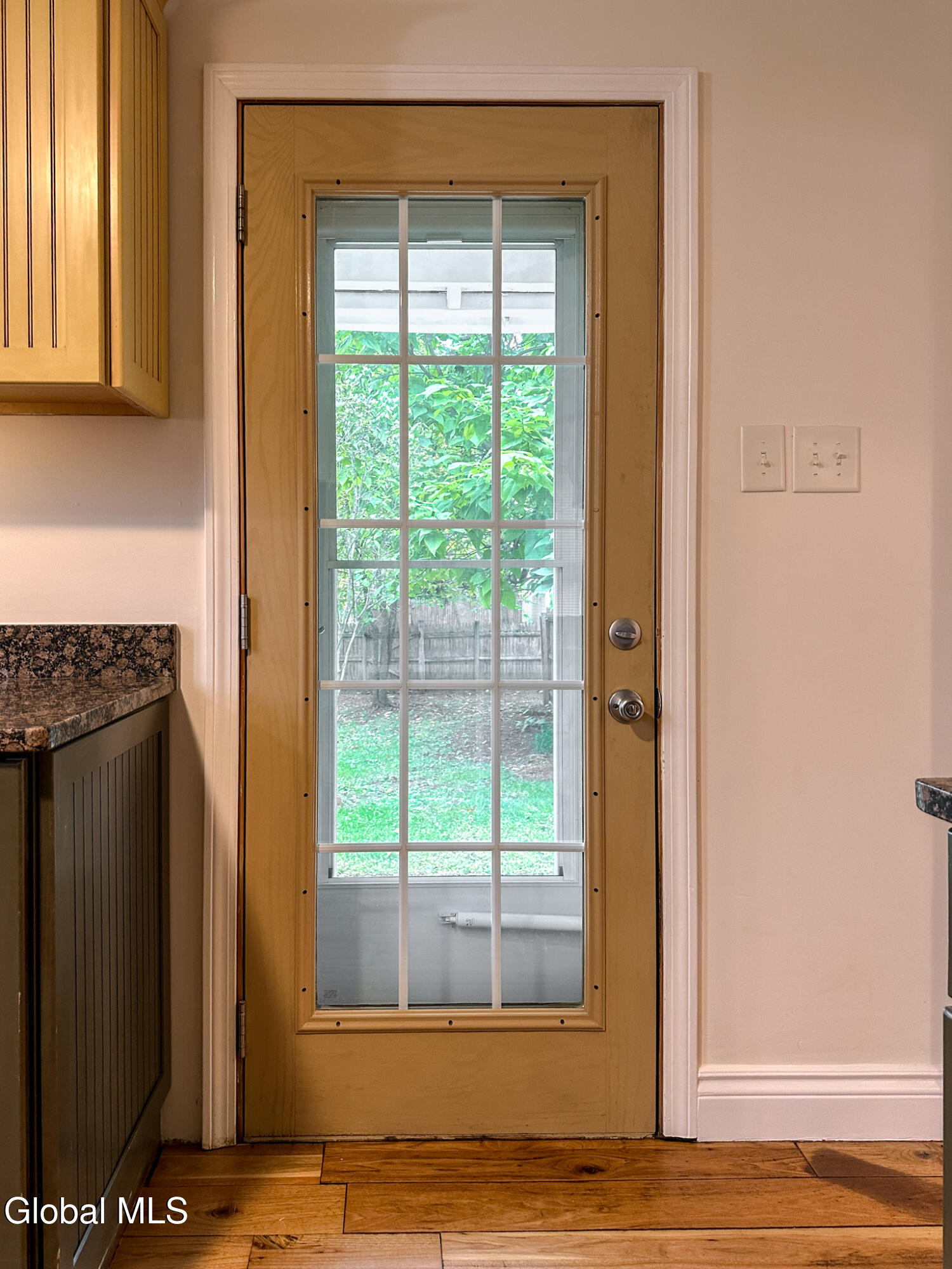 9 Flandreaux Avenue