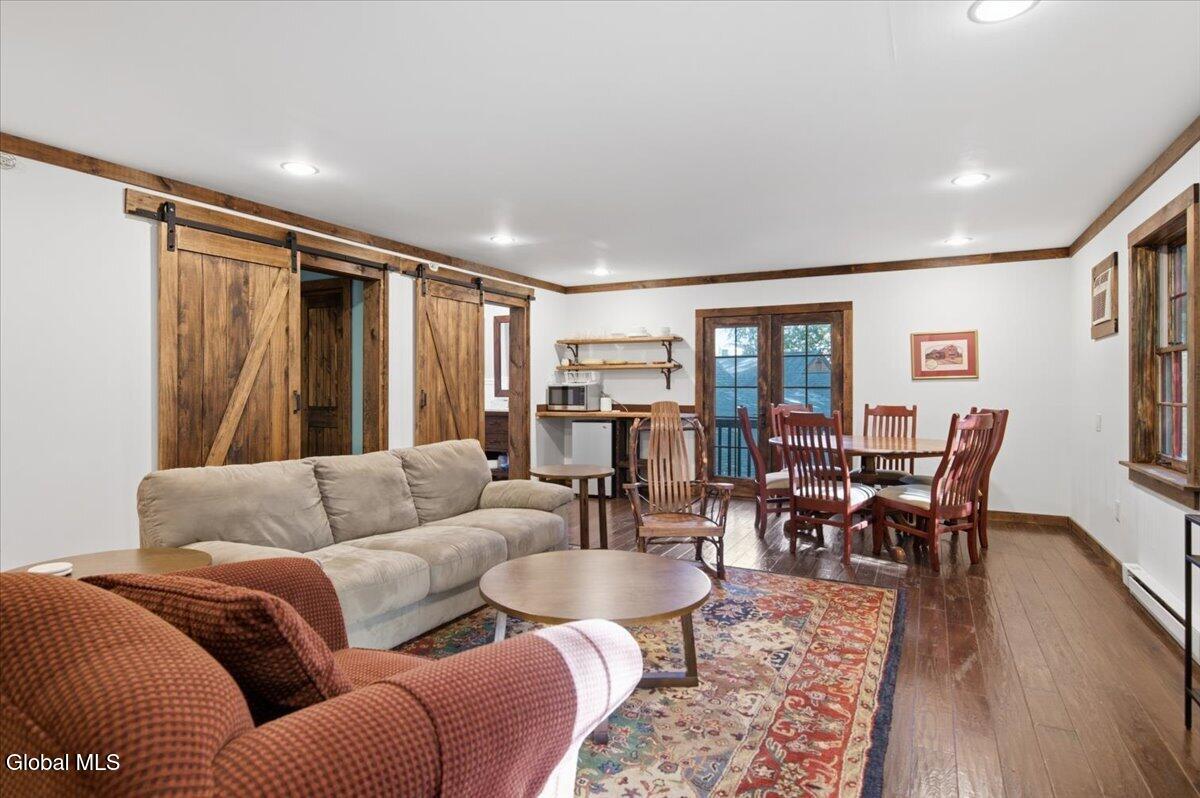 12 Lapham Road