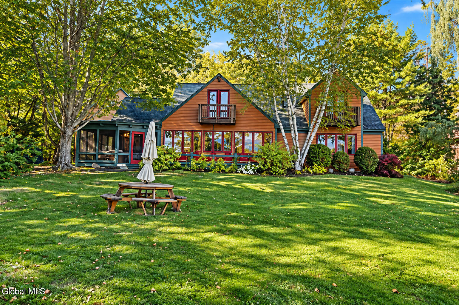 12 Lapham Road