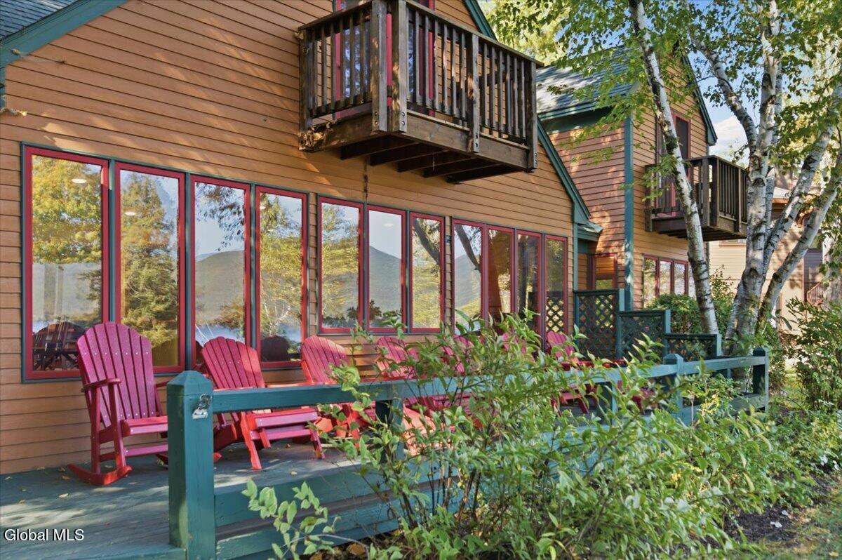 12 Lapham Road