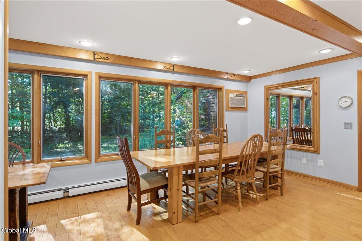 12 Lapham Road