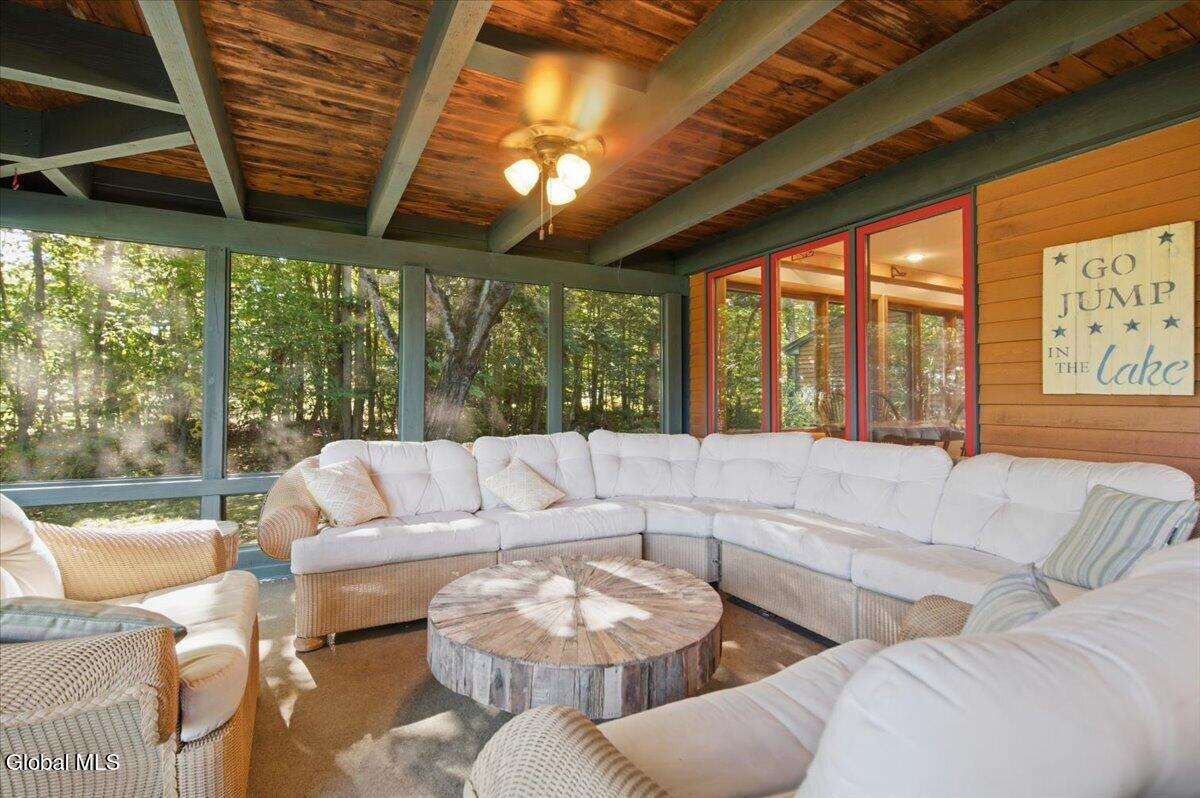 12 Lapham Road