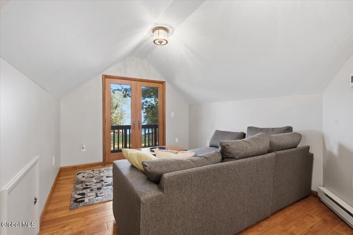 12 Lapham Road
