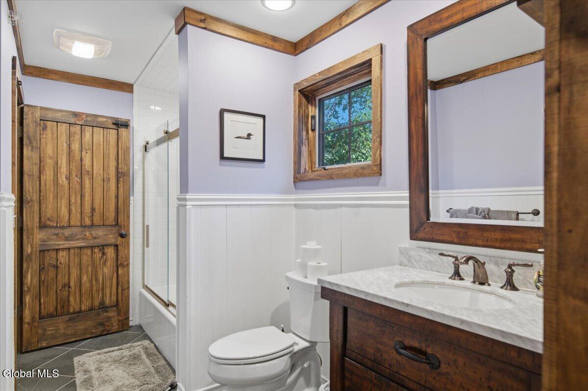 12 Lapham Road