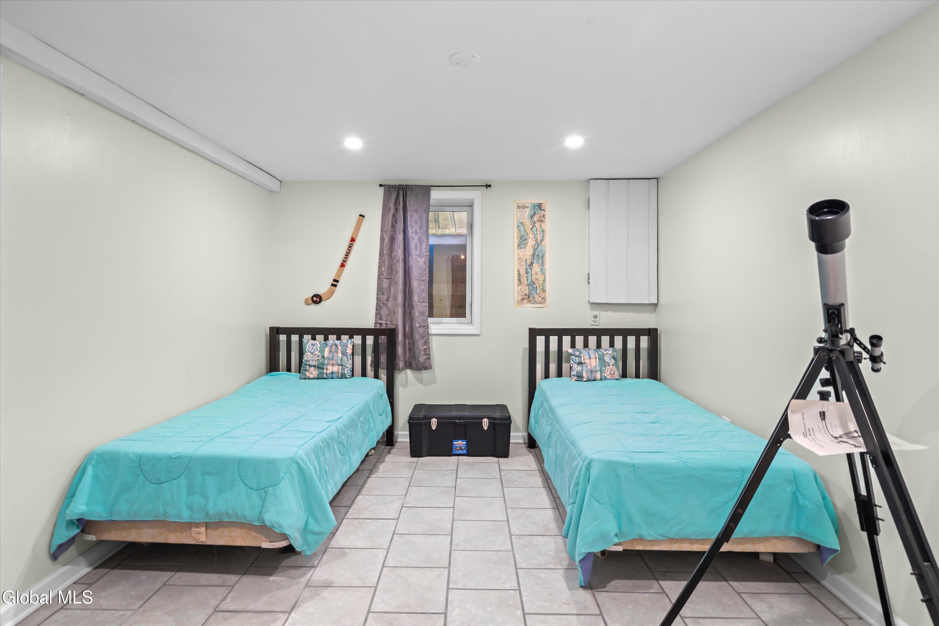 86 Seelye Road