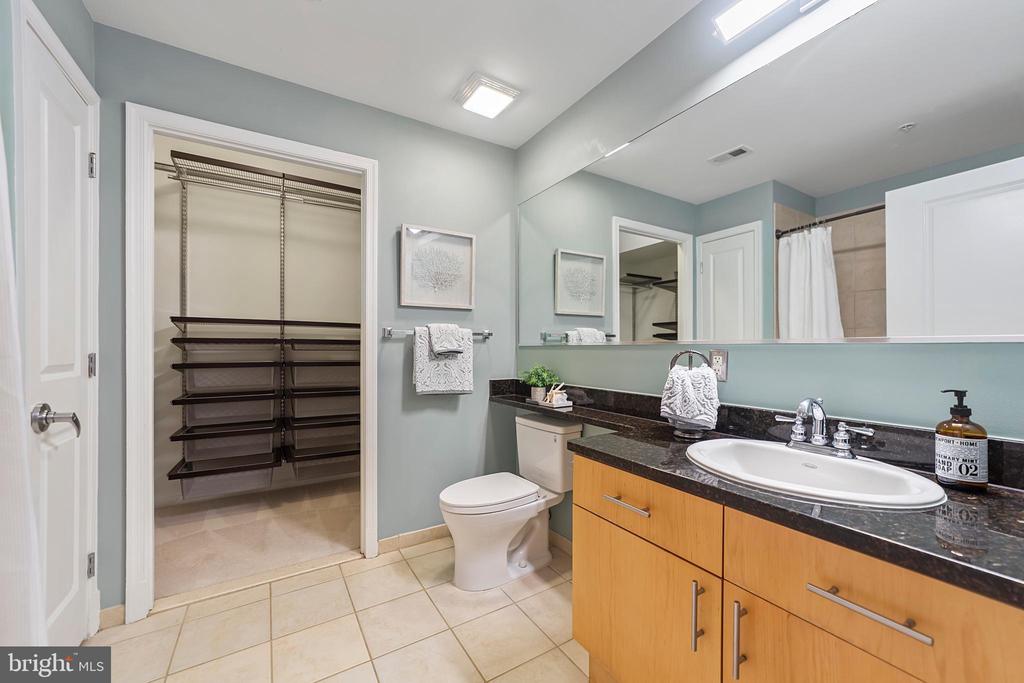 715 6TH STREET NW 305
