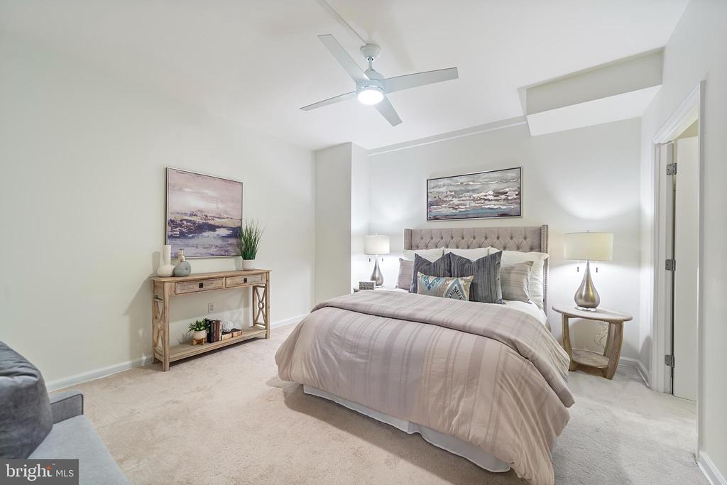 715 6TH STREET NW 305