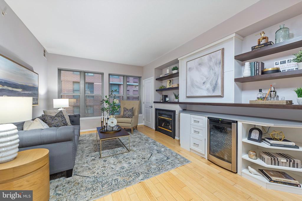 715 6TH STREET NW 305