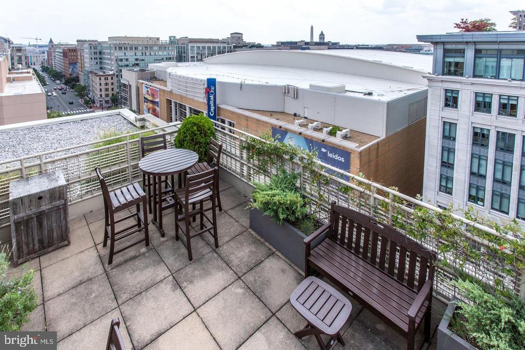 715 6TH STREET NW 305