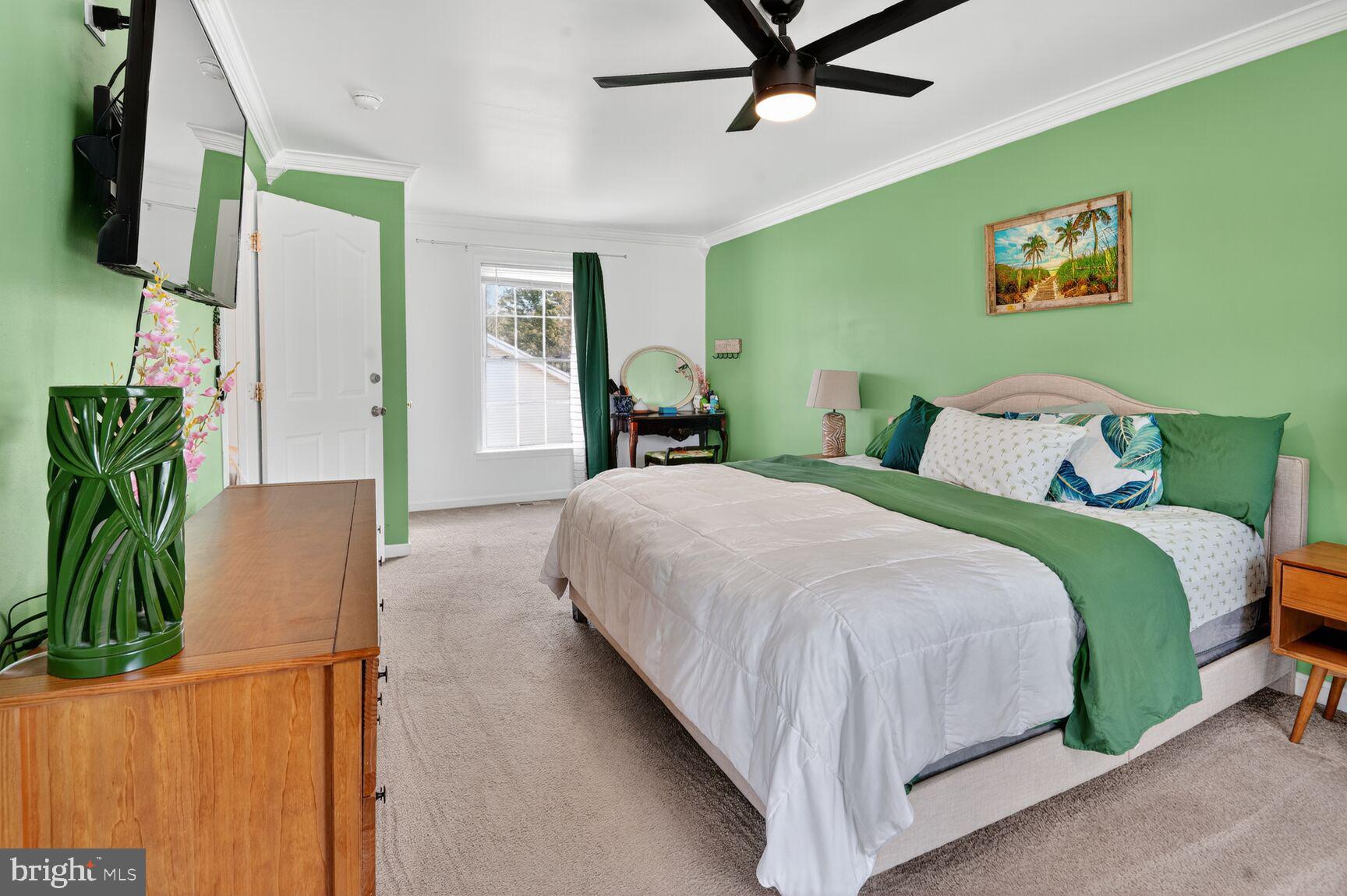 71 FAIRGROUND AVENUE