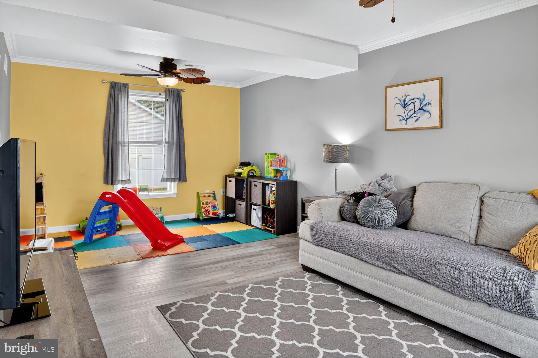 71 FAIRGROUND AVENUE