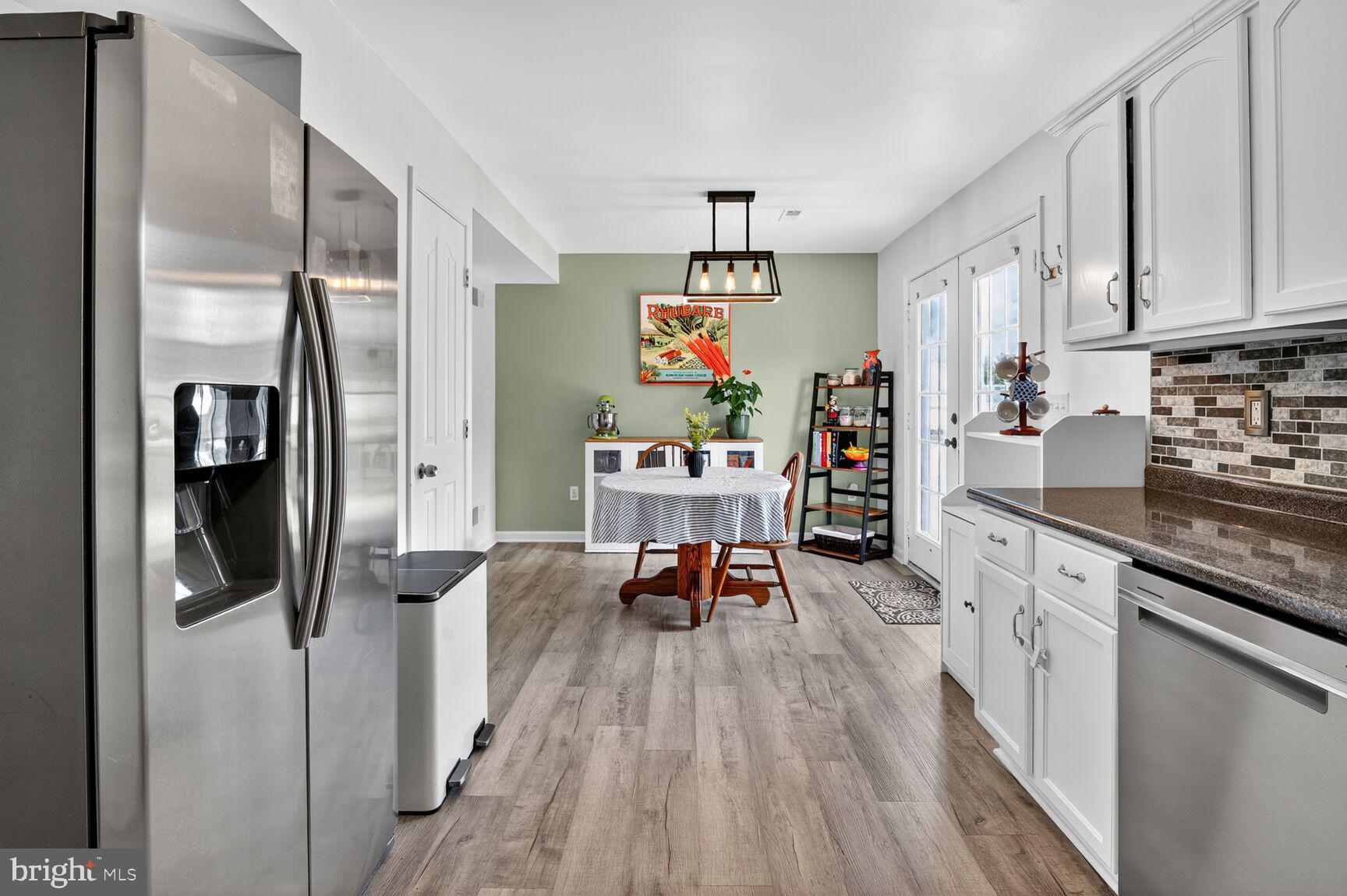 71 FAIRGROUND AVENUE