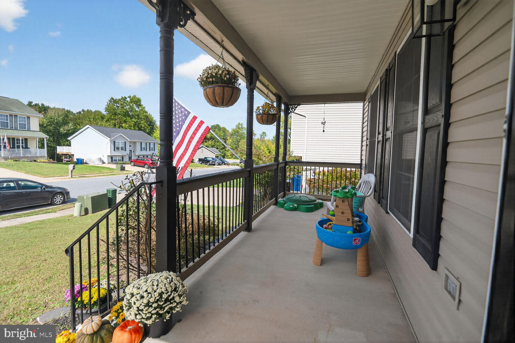 71 FAIRGROUND AVENUE