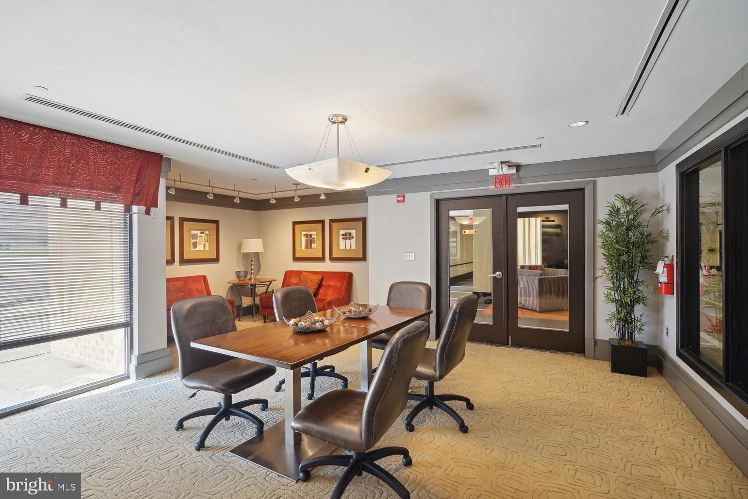 4500 S FOUR MILE RUN DRIVE 121