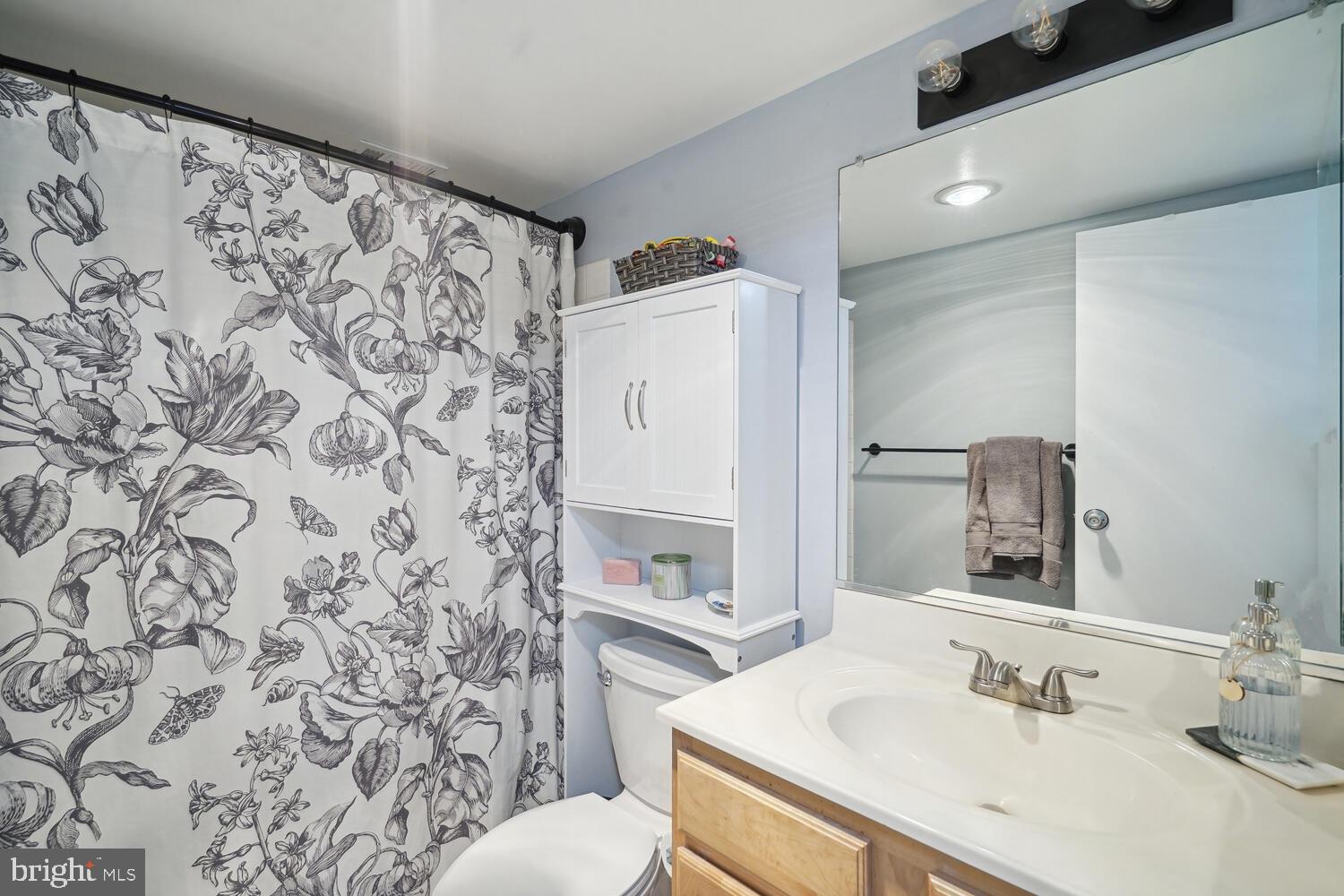 4500 S FOUR MILE RUN DRIVE 121