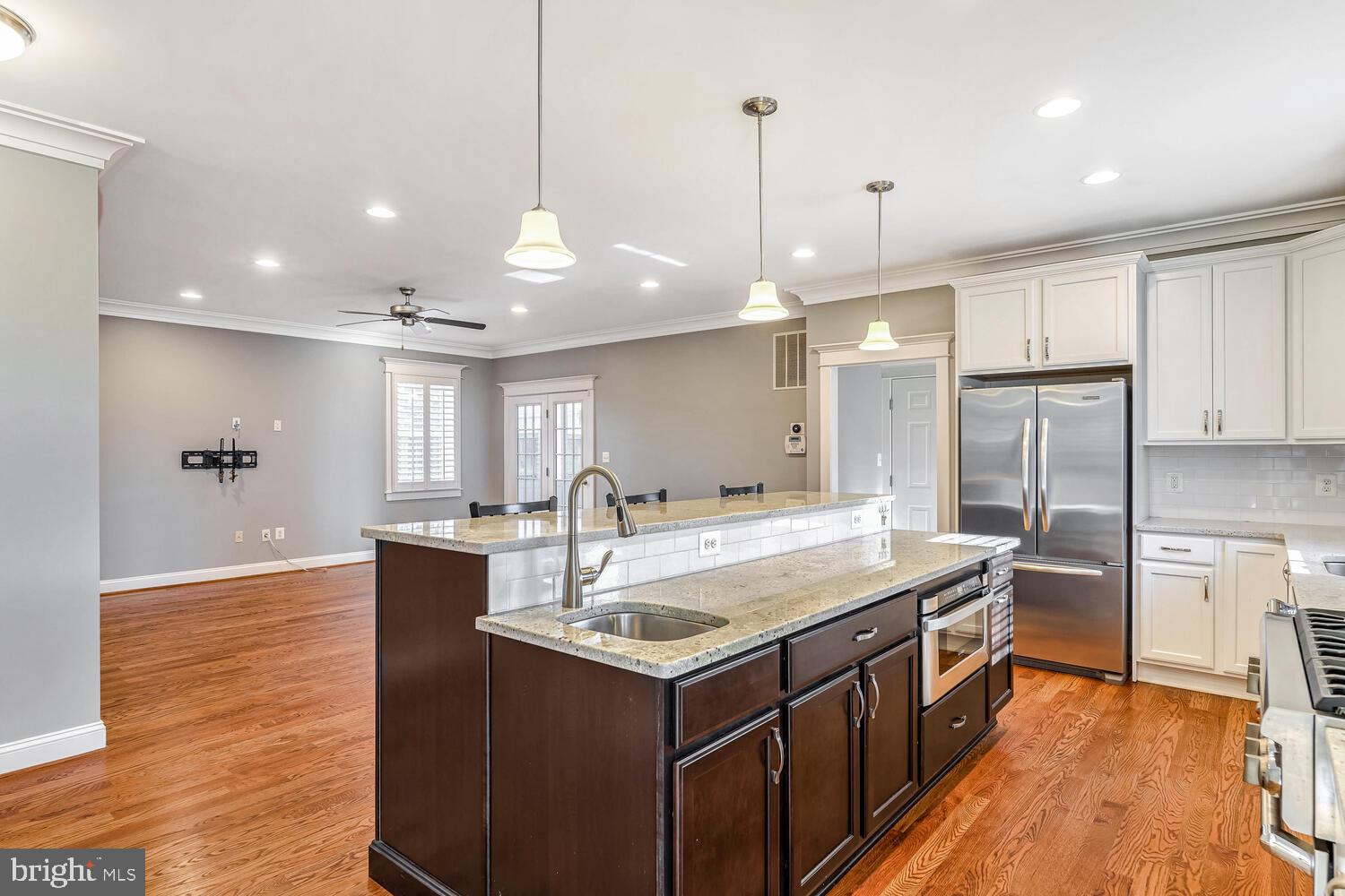 1125 N HARRISON STREET N