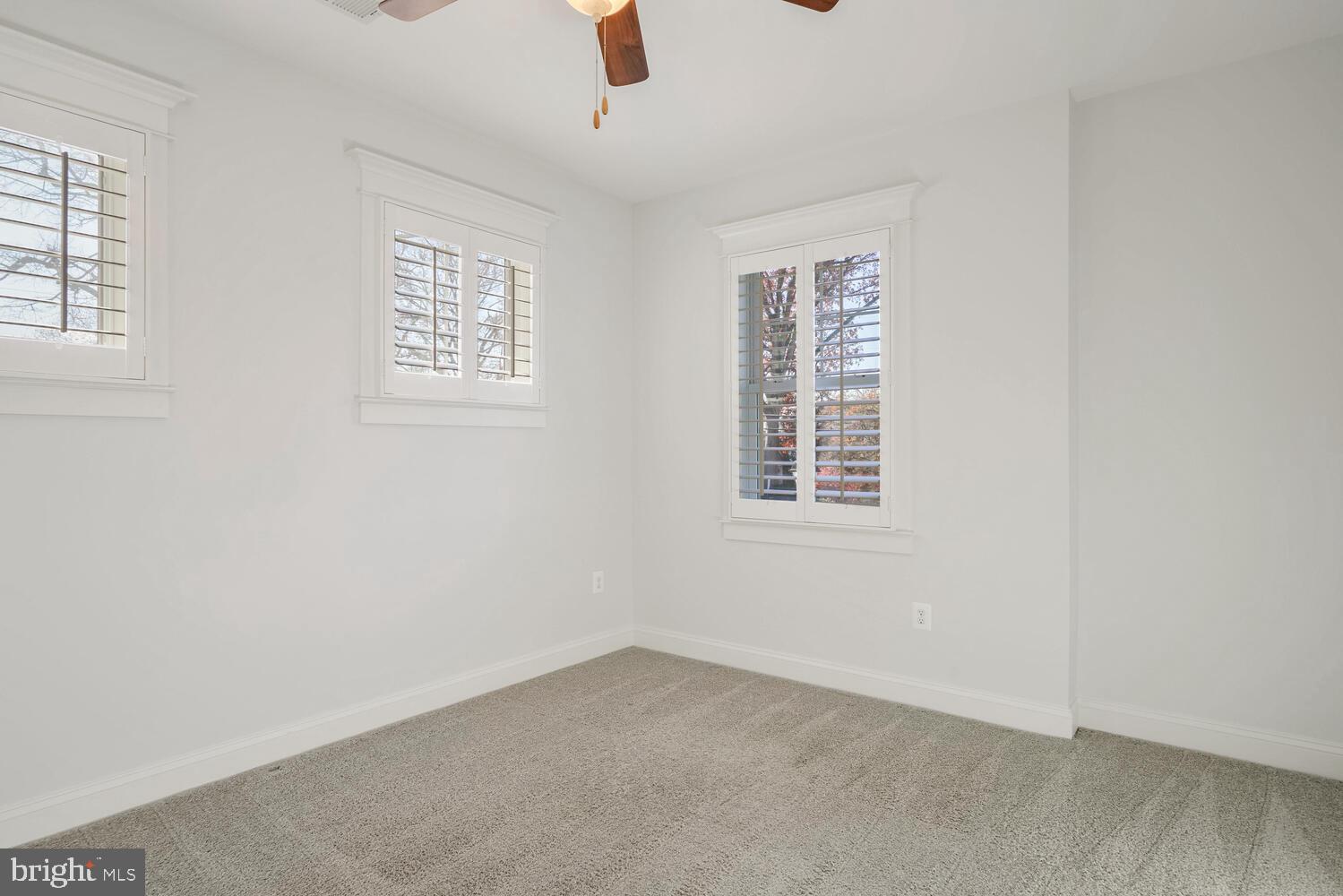 1125 N HARRISON STREET N