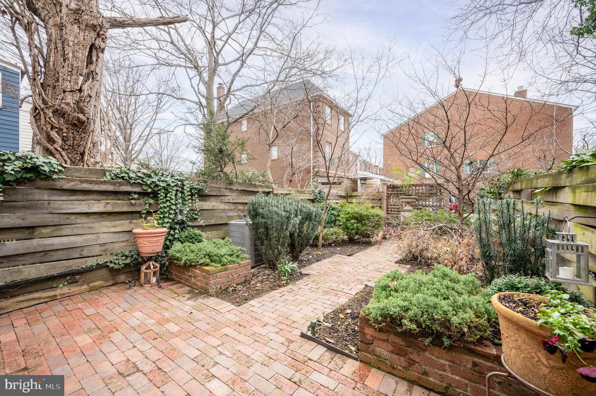 323 N ST ASAPH STREET