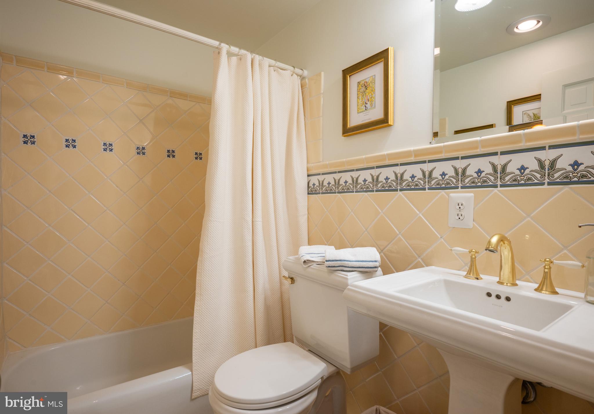 323 N ST ASAPH STREET