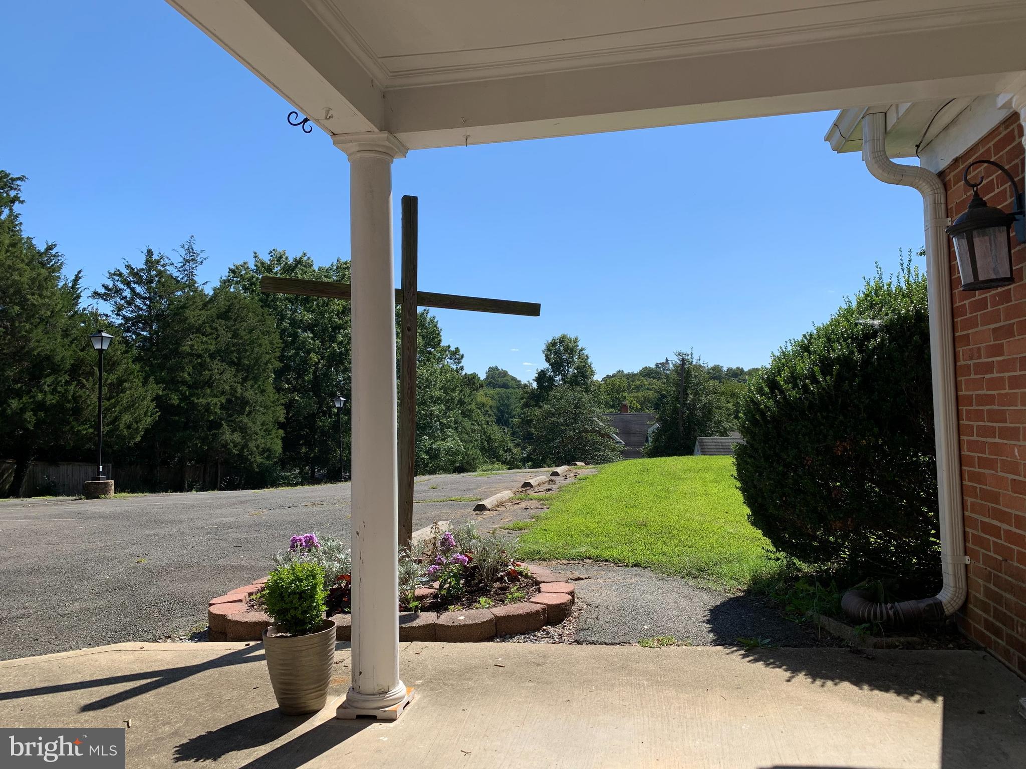 5940-5944 TELEGRAPH ROAD