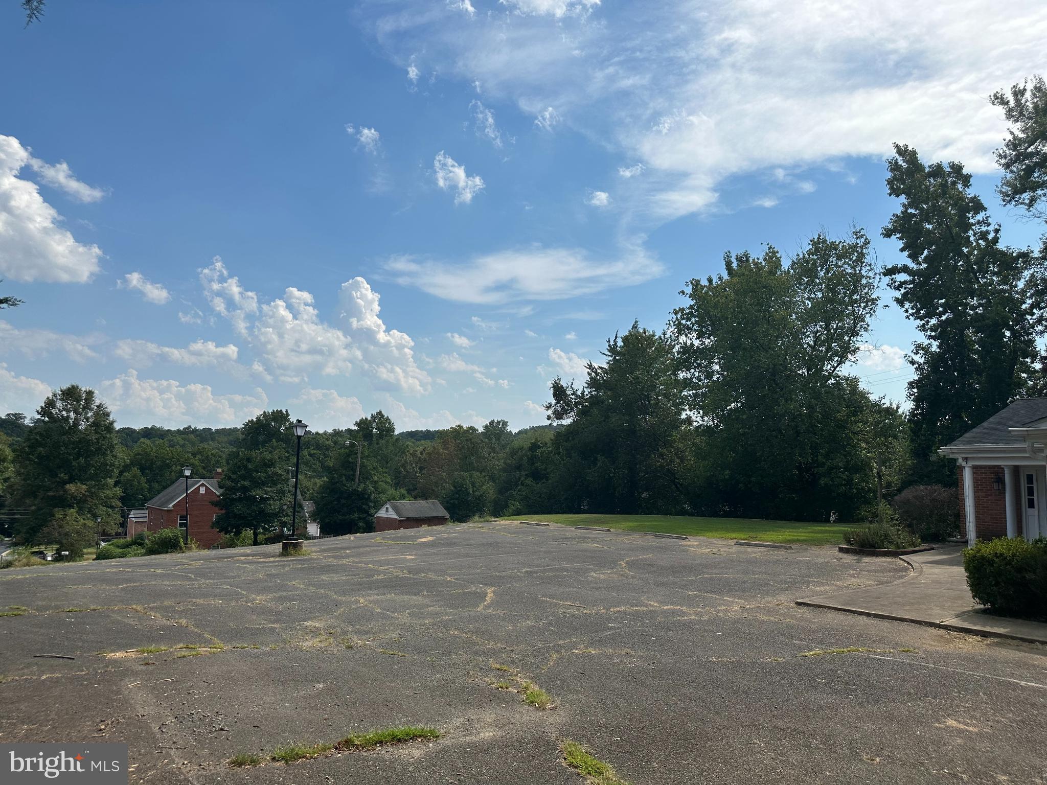 5940-5944 TELEGRAPH ROAD