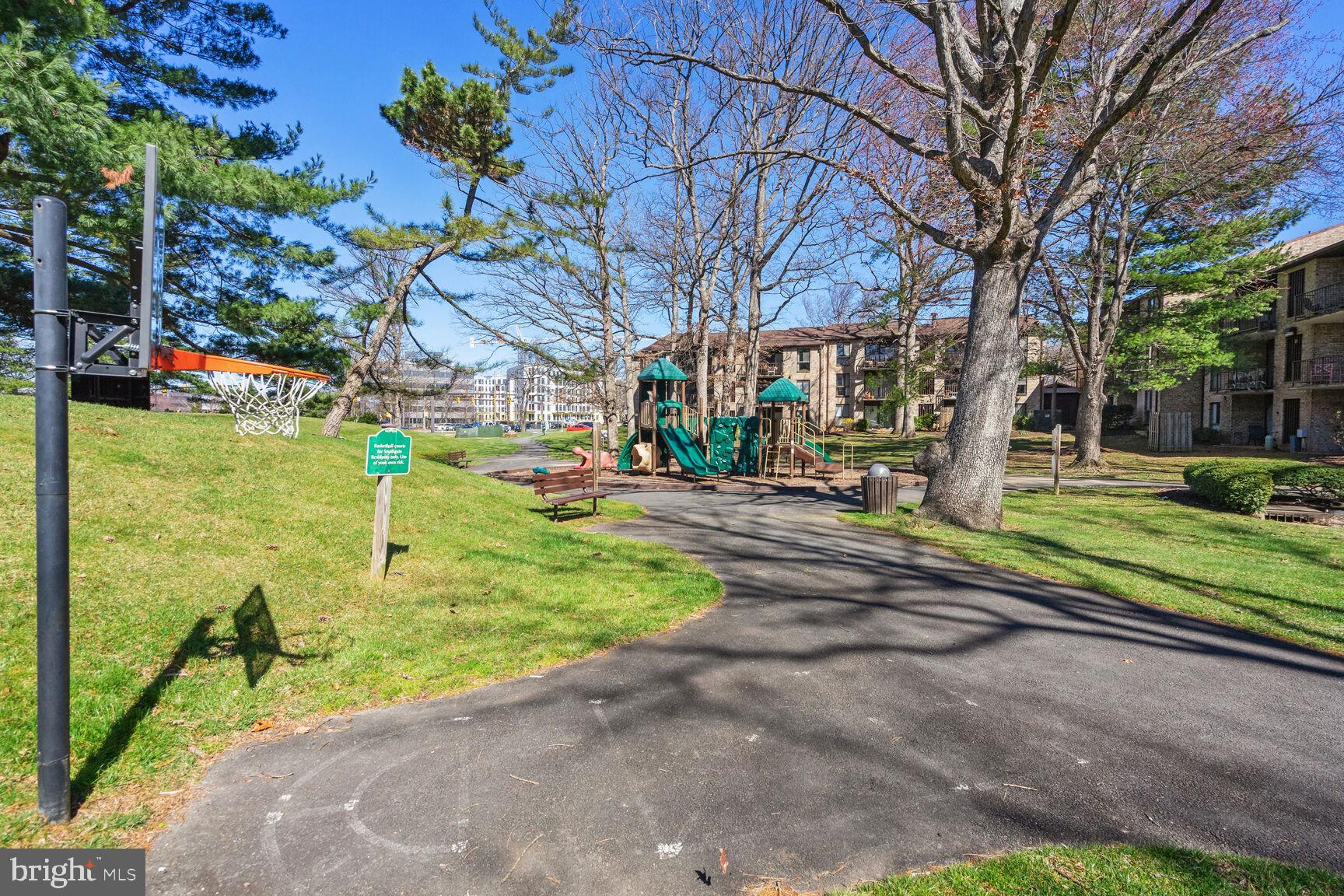 2073 ROYAL FERN COURT 11B