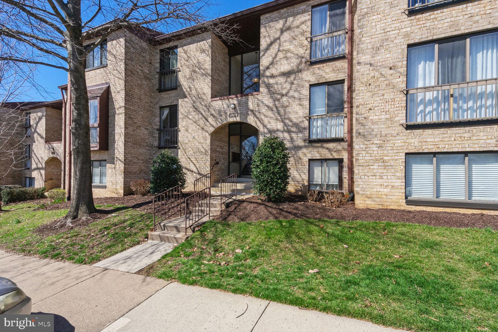 2073 ROYAL FERN COURT 11B