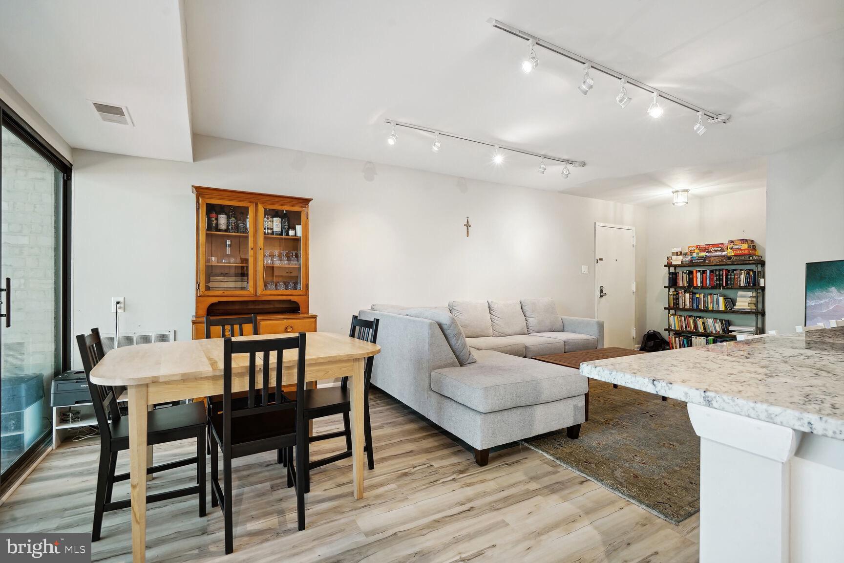 2073 ROYAL FERN COURT 11B