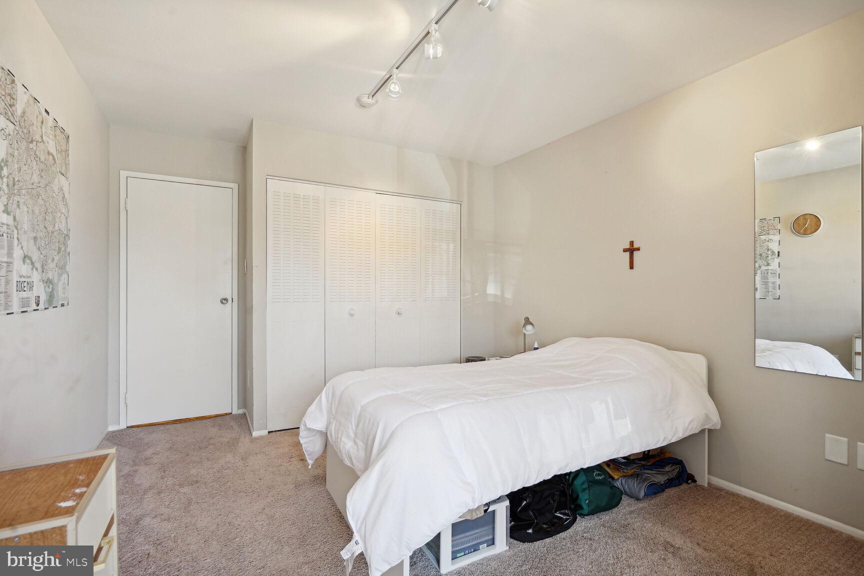 2073 ROYAL FERN COURT 11B