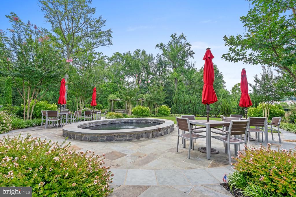 7841 OLIVET COURT