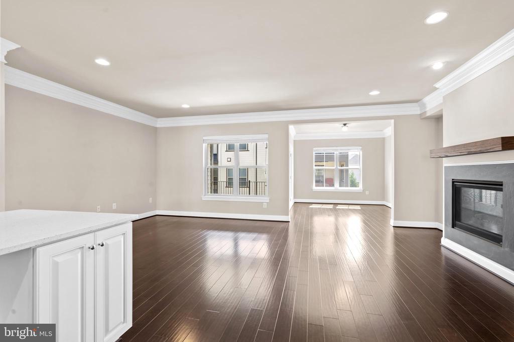 7841 OLIVET COURT