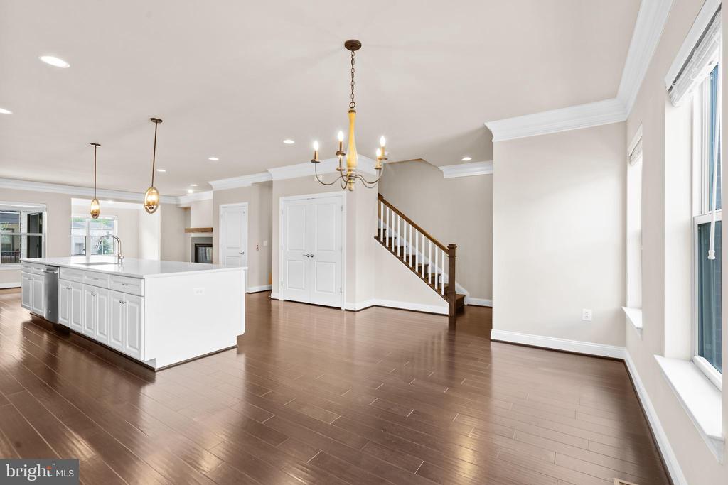 7841 OLIVET COURT