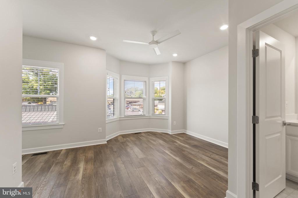 121 PLEASANT STREET NW 2