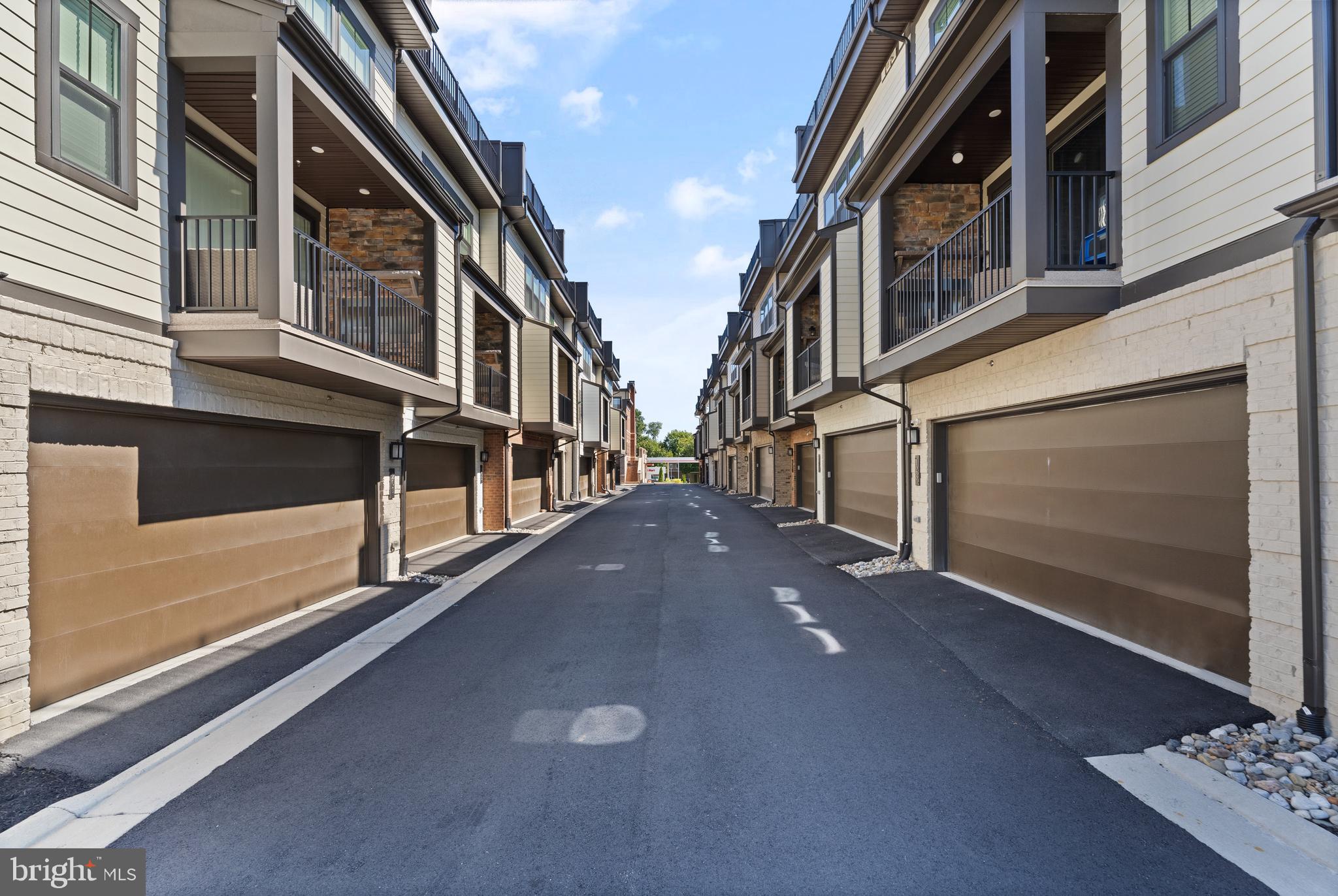 121 PLEASANT STREET NW 2