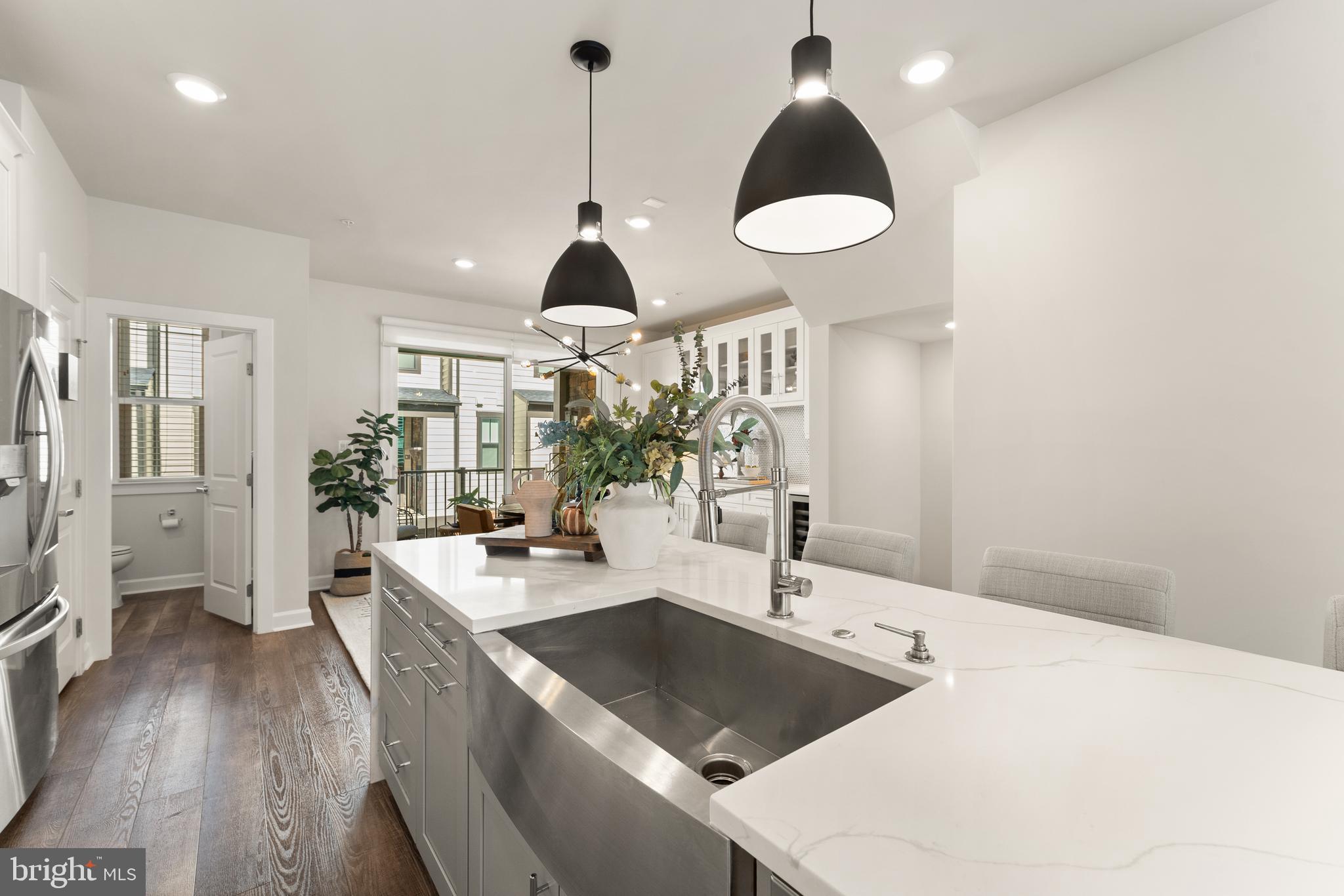 121 PLEASANT STREET NW 2