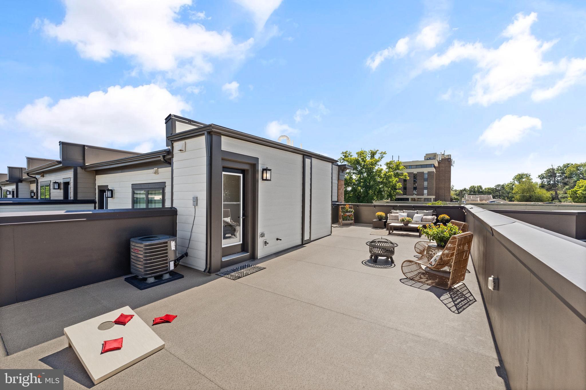 121 PLEASANT STREET NW 2