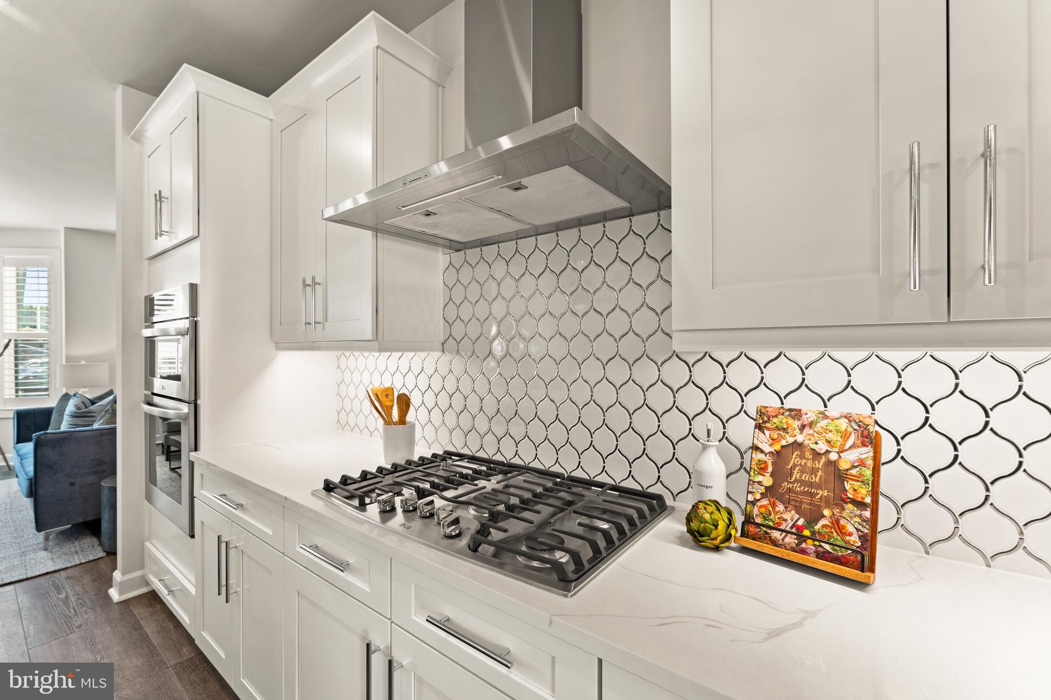 121 PLEASANT STREET NW 2